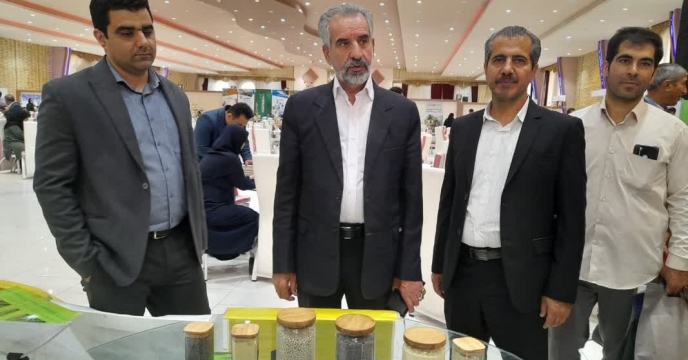 حضور معاون توسعه و تنظیم بازار سازمان جهاد استان در همایش بازاریابی کود استان لرستان