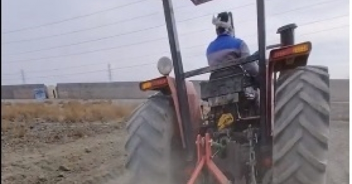 اقدامات لازم جهت برگزاری مزایده برای یک دستگاه گاو آهن شالیزار در شرکت خدمات حمایتی کشاورزی استان لرستان