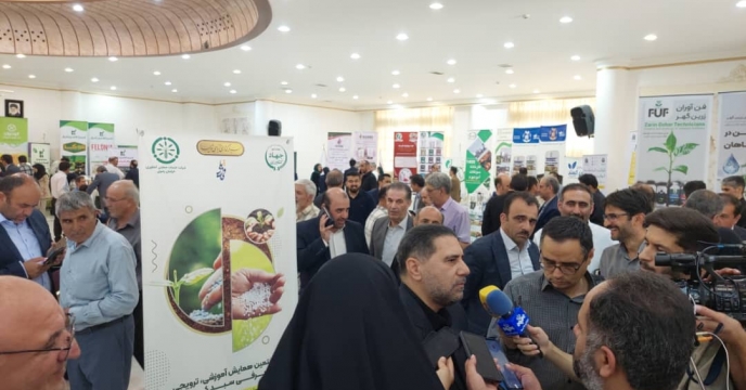 مصاحبه رئیس سازمان جهاد کشاورزی در همایش بازاریابی کود استان خراسان رضوی