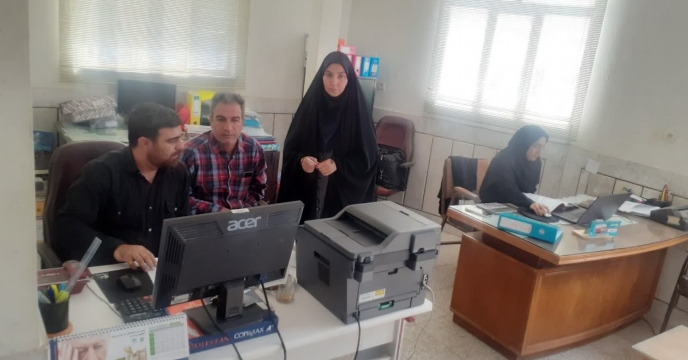 بازدید کارگروه پایش از انبار کارگزاری تعاونی روستایی مهرپرور و بررسی روند توزیع کود در شهرستان بوئین و میاندشت، استان اصفهان