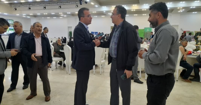 حضور مدیر زراعت جهادکشاورزی آمل در همایش بازاریابی کود استان مازندران