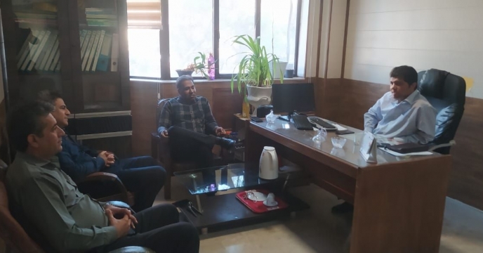 برگزاری جلسه فی مابین نماینده شرکت خدمات حمایتی کشاورزی در استان هرمزگان با مدیر مرکز مکانیزاسیون سازمان جهاد کشاورزی 