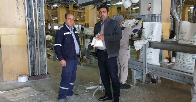 بازدید و نمونه گیری از کود اوره بخش کشاورزی پتروشیمی لردگان