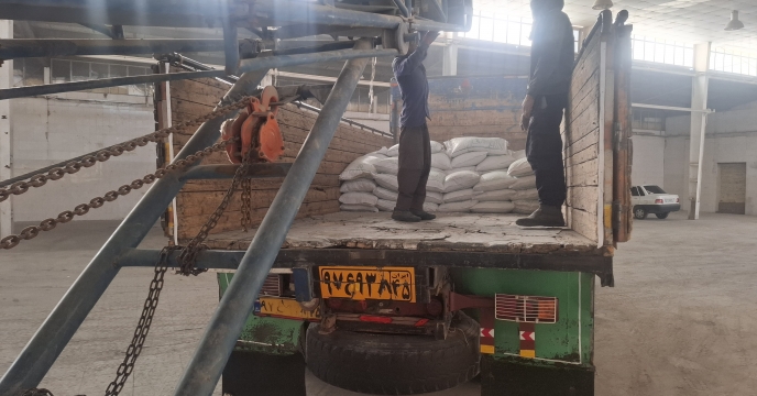 تعداد 853 فقره حواله الکترونیکی کود برای کشاورزان منوجان صادر شد