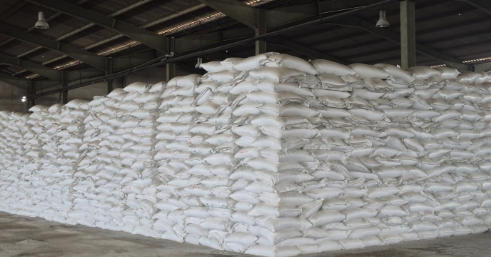 توزیع هدفمند بیش از ۵ هزار تن نهاده کشاورزی در شهرستان حاجی‌آباد استان هرمزگان