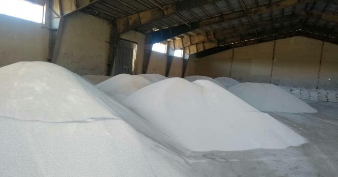 توزیع انواع کودهای کشاورزی یارانه ای به شهرستان تفرش و آشتیان