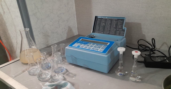 بازدید از آزمایشگاه بخش خصوصی آب و خاک شهرستان اراک در استان مرکزی