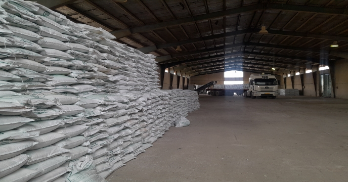 توزیع بیش از150 تن انواع کود کشاورزی یارانه ای به شهرستان محلات ، دلیجان و حومه