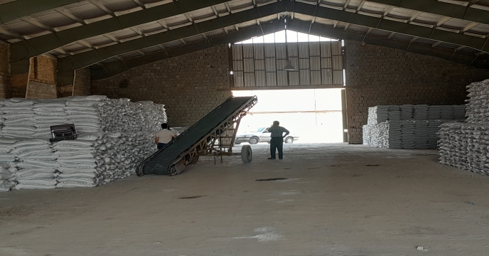 تامین و‌تحویل بیش از 4217 هزارتن انواع کود های کشاورزی در شهرستان فرمهین و حومه هشت ماهه سال جاری