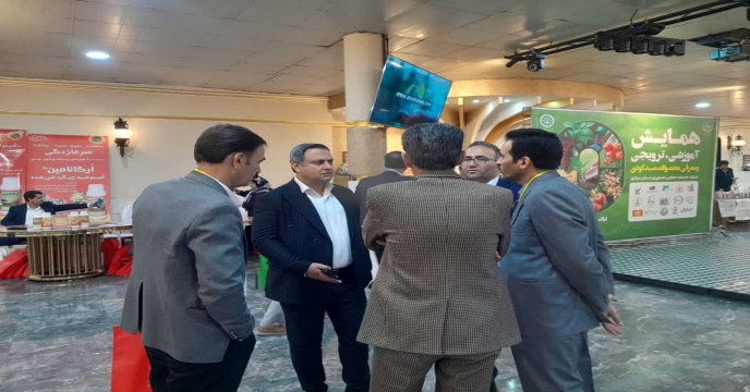 برگزاری ششمین همایش آموزشی ، ترویجی معرفی سبد کودی شرکت خدمات حمایتی 28 مهر ماه 1404 استان مرکزی اراک 