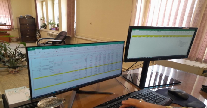 تحویل 1963فقره حواله الکترونیکی در سامانه پایش مواد کودی برای محصولات کشاورزی به کشاورزان شهرستان ساوه ، زرندیه و حومه در آذر 1404