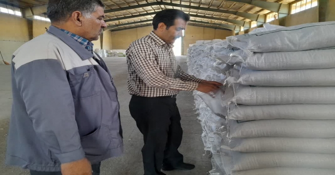 نمونه برداری از کود سوپرفسفات تریپل در انبارهای سازمانی استان مرکزی – اراک