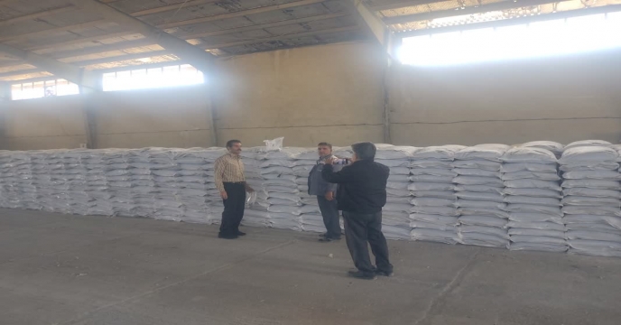 نمونه برداری از کود سوپرفسفات تریپل در انبارهای سازمانی استان مرکزی – اراک