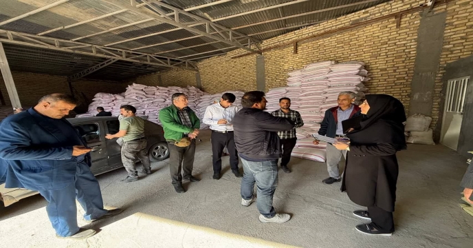 بازدید و پایش مواد کودی، نظارت بر توزیع کود های شیمیایی و اجرای دقیق