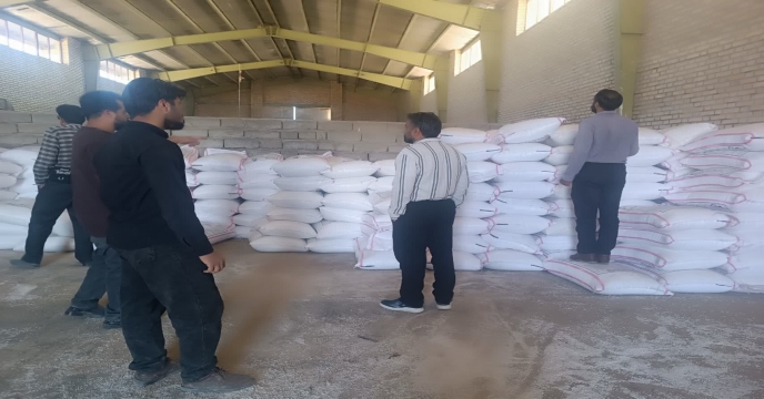 بازدید و پایش کود از انبار کارگزاری شرکت تعاونی تولید چاهداشی