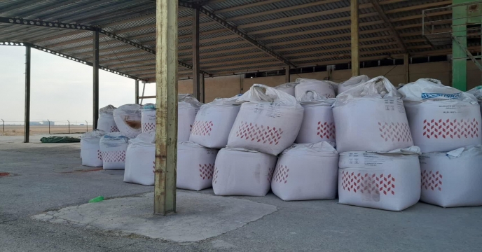 تامین و‌تحویل بیش از 4745 تن انواع کود های کشاورزی ، منطقه شازند و سربند در هفت ماهه سال جاری