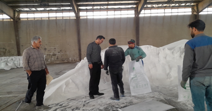 تامین و‌تحویل بیش از 4745 تن انواع کود های کشاورزی ، منطقه شازند و سربند در هفت ماهه سال جاری