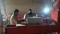 بازدید کارشناسان فنی از فرآیند بوجاری بذر گندم در شهرستان سمنان 
