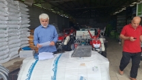 صدور 13975  فقره حواله الکترونیک توزیع کود یارانه ای در محمودآباد صدور 13975  فقره حواله الکترونیک توزیع کود یارانه ای در محمودآباد