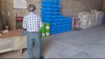 بازدید کارشناس پایش کودی شرکت خدمات حمایتی کشاورزی استان فارس از کارگزاری کود تعاونی روستایی شهید رضائی بالاده