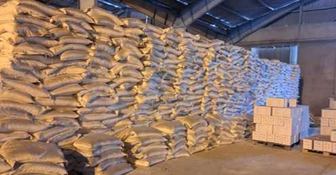 توزیع مقدار 728 تن کود اوره بین انبار کارگزاران در سطح شهرستان جویم در هشت ماه نخست سال جاری