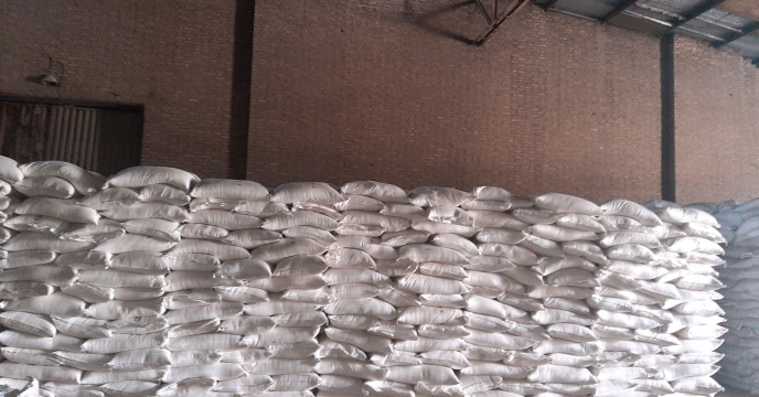 توزیع 35 تن کود نیترات آمونیوم سولفات در شهرستان آبیک 