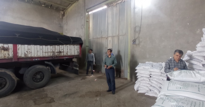 توزیع انواع کود کشاورزی در شهرستان بیله سوار