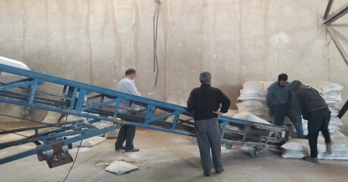 افزایش عملکرد و کیفیت محصولات کشاورزی با توزیع بیش از 3888 تن کود اوره در استان ز نجان  