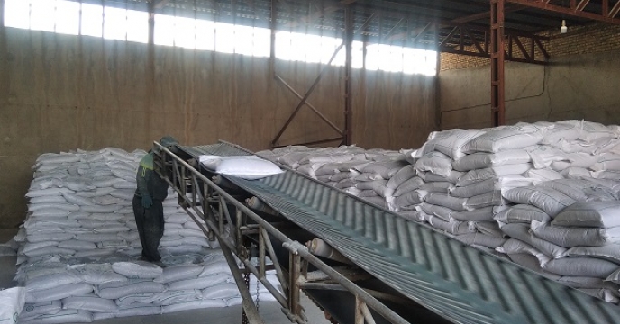 تامین و توزیع بیش از 2 هزار و 700 تن نهاده کشاورزی در شهرستان طارم توسط شرکت خدمات حمایتی کشاورزی استان زنجان