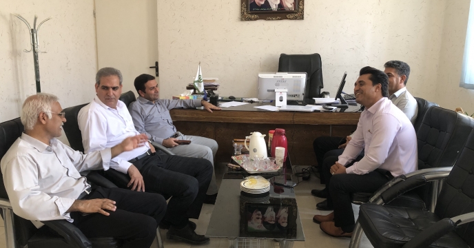 جلسه با اتحادیه شرکت‌های تعاونی روستایی شهرستان حاجی آباد