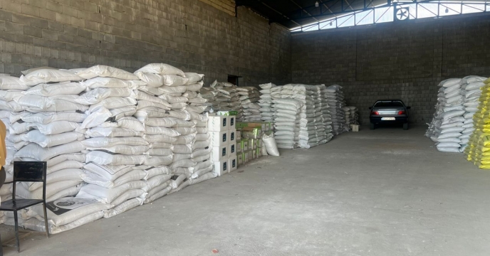 خرید میزان 588 تن انواع کود کشاورزی در جنوب کرمان؛ تامین نهاده‌ها برای حمایت از کشاورزان