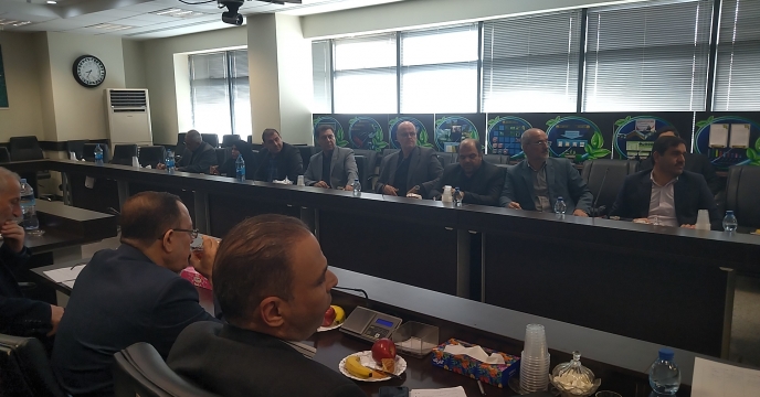 حضور مدیر شرکت خدمات حمایتی کشاورزی استان قم در جلسه کمیته فنی الگوی کشت با محوریت تامین کود یارانه ای برای محصولات استراتژیک