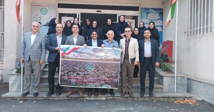 تور رسانه ای با حضور اصحاب رسانه ازشرکت هلدینگ کشاورزی زاهدی  در شهرستان آق قلا