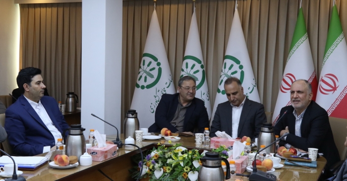 تقدیر از چهار دهه خدمت جهادی مهندس حمید رسولی در راه سربلندی بخش کشاورزی