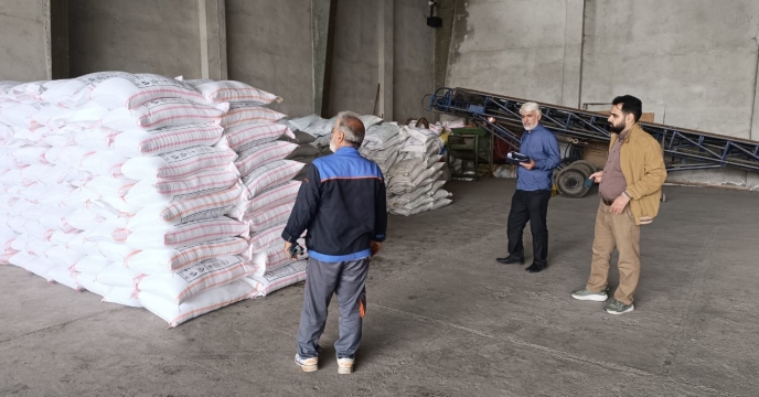 پایش و رصد12 کارگزار توزیع کود در شهرستان جویبار پایش و رصد12 کارگزار توزیع کود در شهرستان جویبار