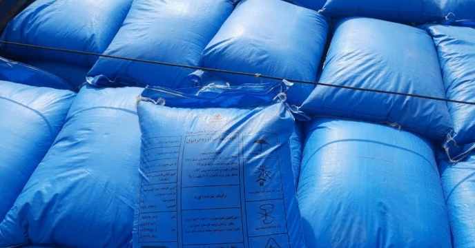 کشف 30 تن کود اوره در استان سمنان