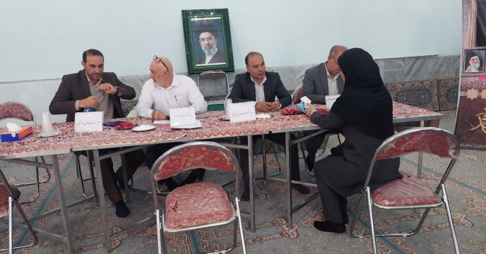برپایی میز ارتباط مردمی شرکت خدمات حمایتی کشاورزی استان سمنان به مناسبت هفته دولت