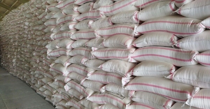 توزیع بیش از104  تن کود کشاورزی ازت  به شهرستان فرمهین و حومه   در بهمن  ماه سال جاری