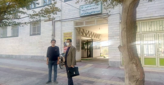 بازدید کارشناس پایش کودی شرکت خدمات حمایتی کشاورزی استان مرکزی از مراکز توزیع کود شهرستان آشتیان و تفرش . اردیبهشت 1404