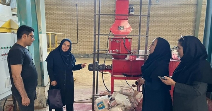 بازدید کارشناسان سازمان حفظ ونباتات ومدیریت جهاد کشاورزی شهرستان ایرانشهر از انبار 5000تنی شهرستان بمپور انجام شد 