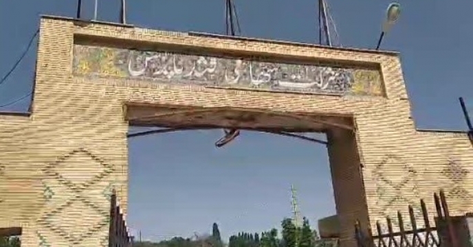 بازدید کارگروه پایش استان فارس از انبار کارگزاری شرکت سهامی قند پارس