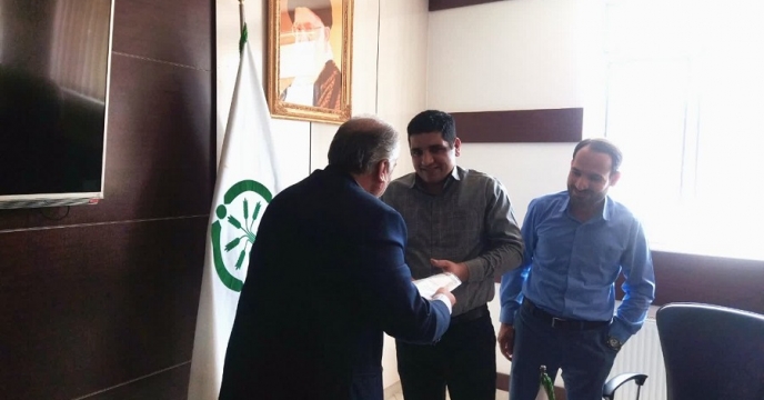 تجلیل از کارکنان مشمول قانون حمایت از خانواده و جوانی جمعیت در خراسان جنوبی