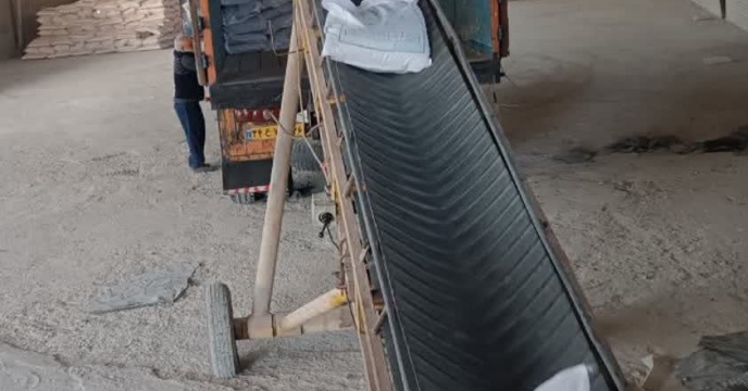 ارسال10تن کود شیمیایی سوپر فسفات ساده برای کارگزاران شهرستان شیروان 