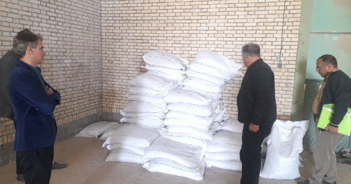 بازدید کار گروه پایش استان از انبار کارگزاران شهرستان طبس