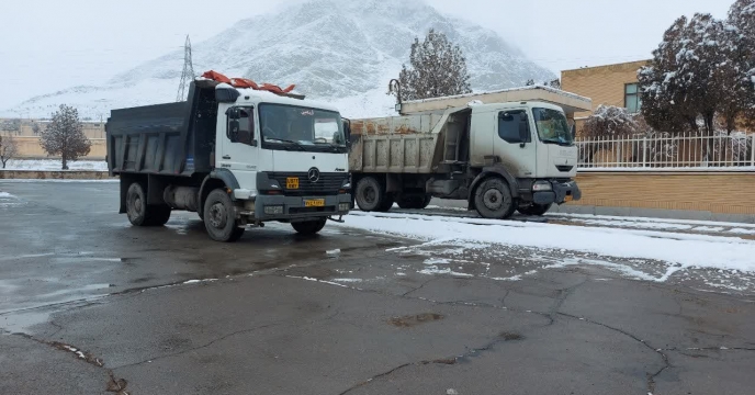 بارگیری و حمل محموله 60 تنی کودهای سولفات پتاسیم گرانوله و سوپر فسفات ساده از انبارهای سازمانی شرکت خدمات حمایتی استان چهار محال و بختیاری به مقصد شهرستان های بن و سامان