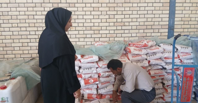 بازدید کارگروه نظارت و بازرسی مواد کودی از کارگزاری های توزیع کود در شهرستان بن