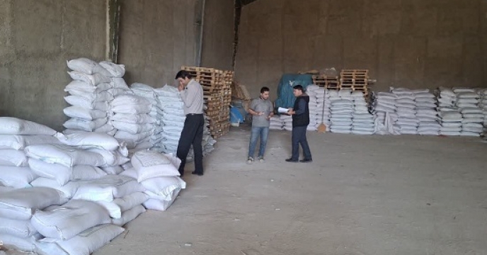 تعداد 24 مورد بازدید از انبارهای کارگزاران توزیع کودهای کشاورزی در استان زنجان
