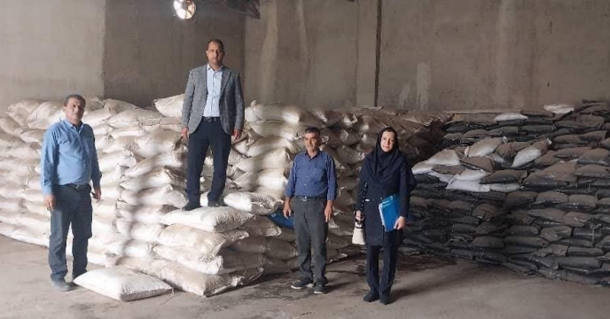 بازدید کمیته پایش کودی استان از مراکز توزیع کود در شهرستان علی آباد