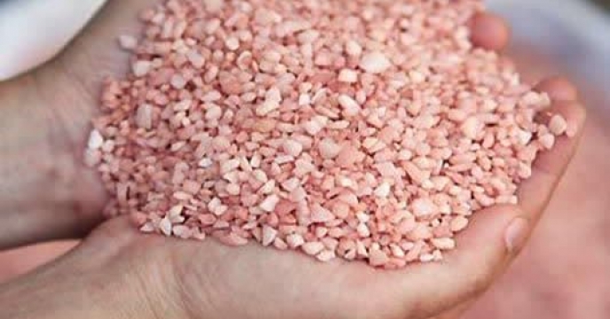 تامین و توزیع۱۰ تن کود کشاورزی کلرور پتاسیم برای کشاورزان شهرستان مینودشت در اردیبهشت  ماه سال جاری