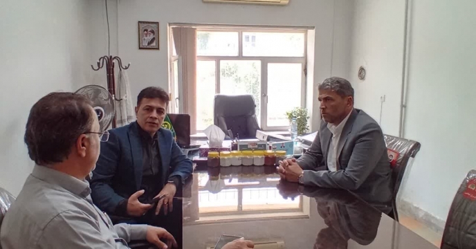جلسه مدیر شرکت خدمات حمایتی کشاورزی با رئیس اداره تعاون روستایی شهرستان رامیان